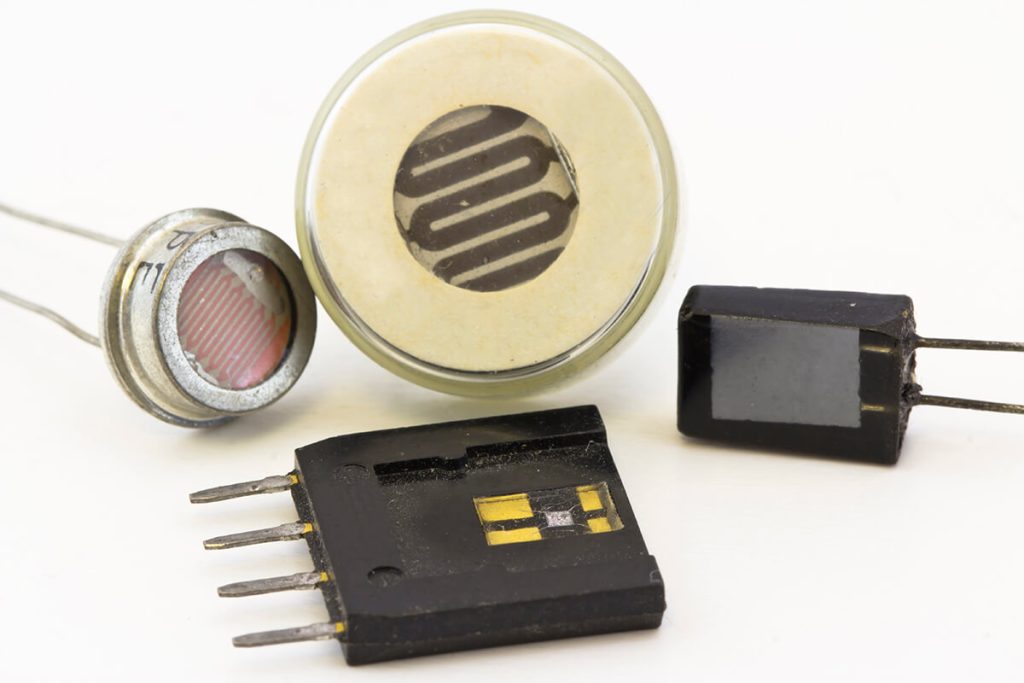 Electronic Components – Light Sensors and Photoresistors